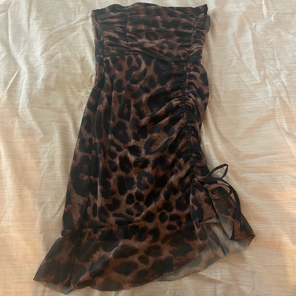 Pretty Little Thing strapless mini dress